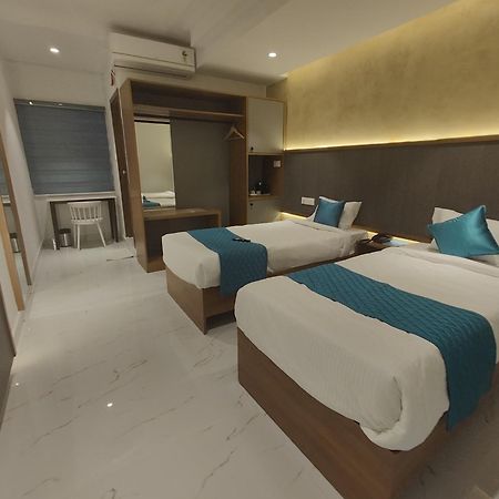 Hotel La Premier Hyderabad Exterior foto